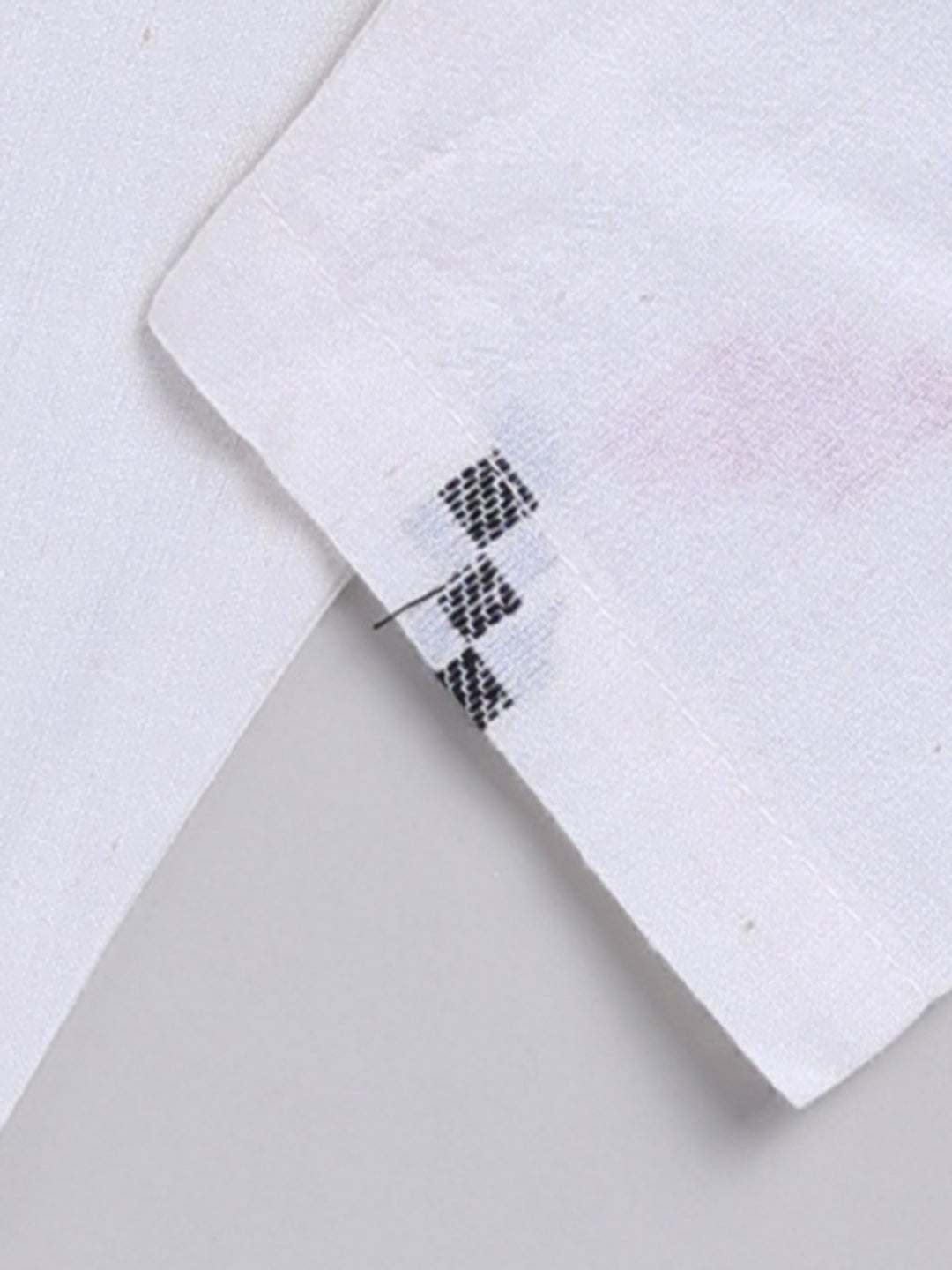 Off White Graphic Cotton Full Sleeves Night Suit