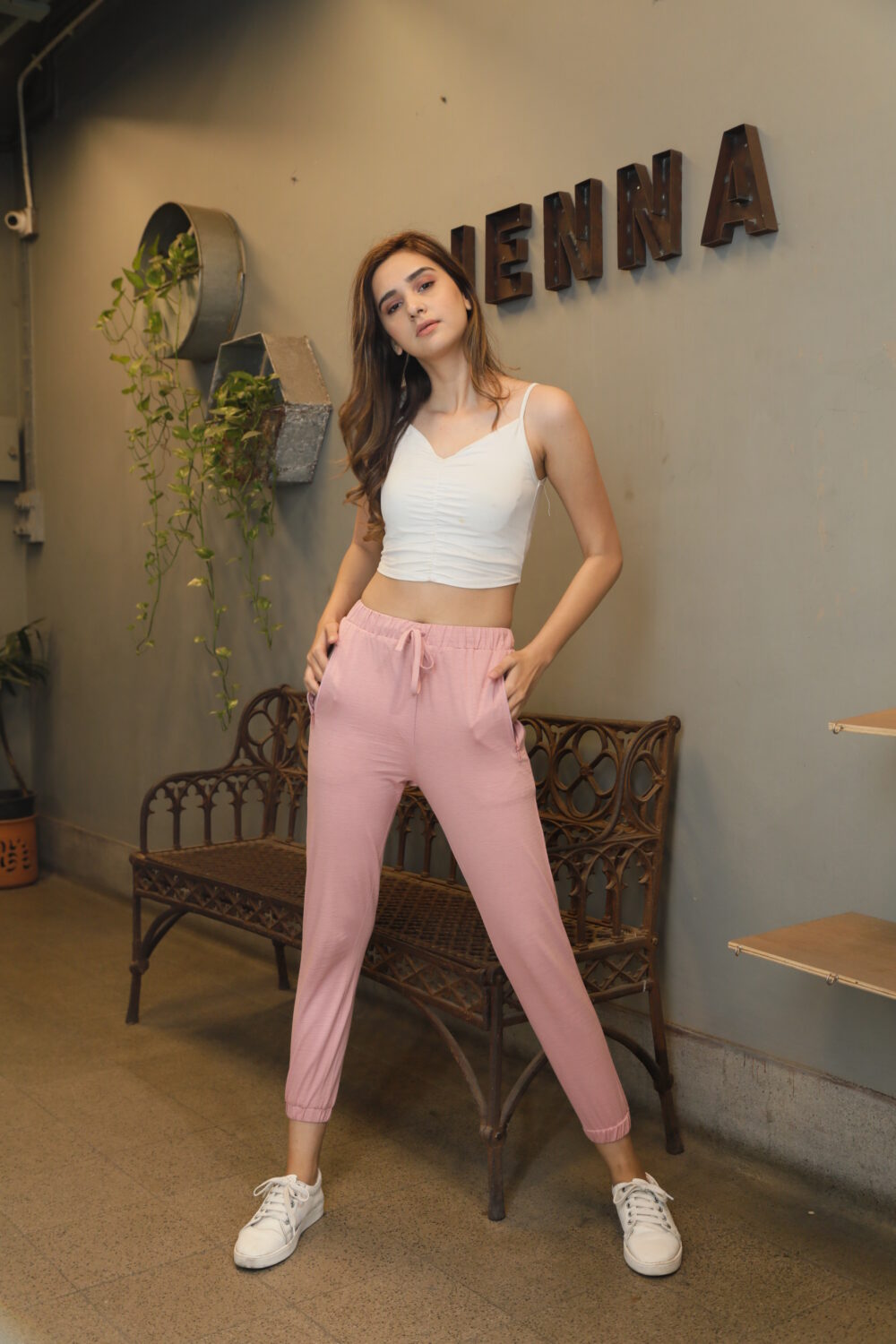 Women Pink Solid Slim Fit Joggers - Main Image