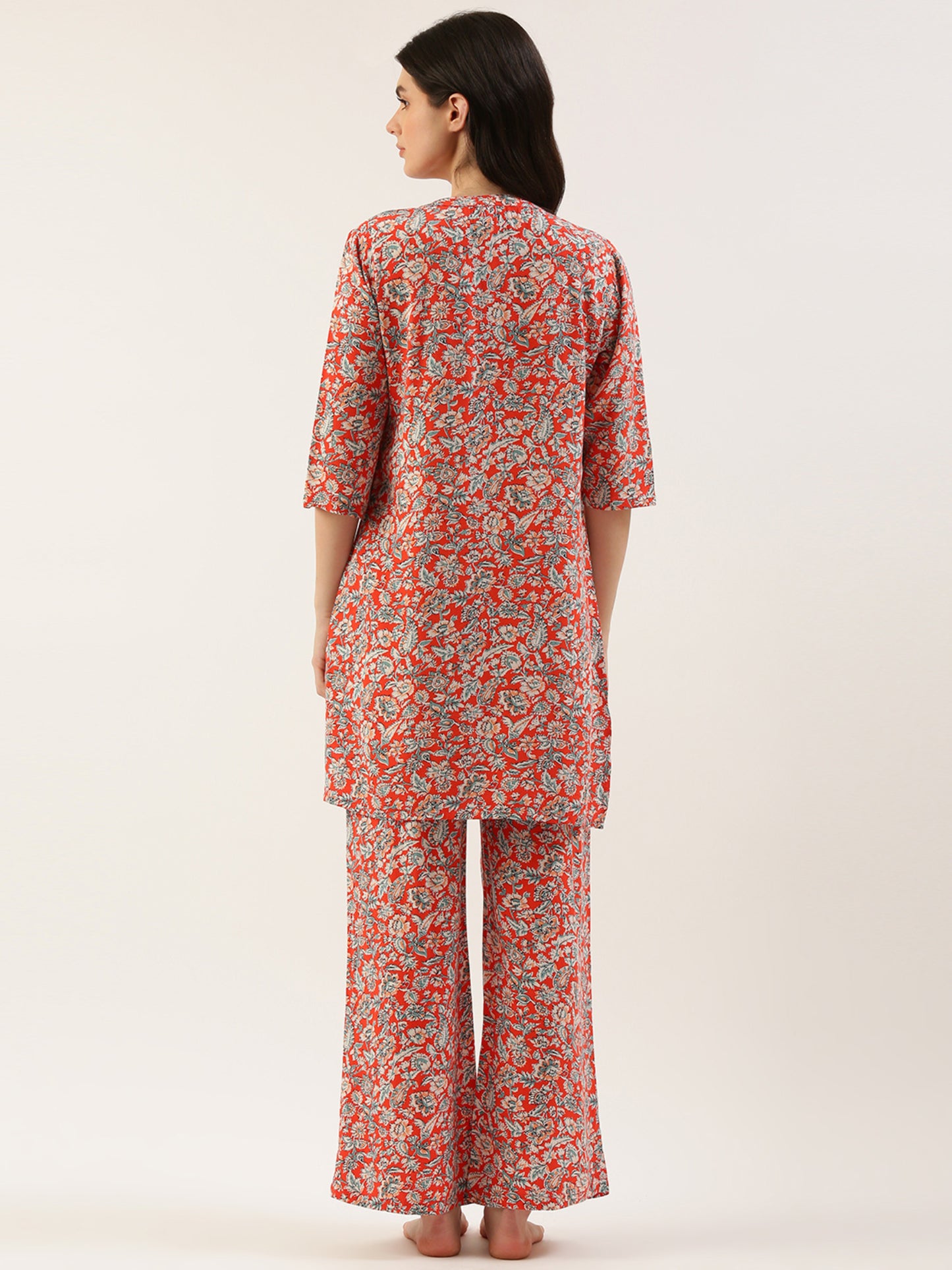 Women Red Floral Kurta & Palazzo