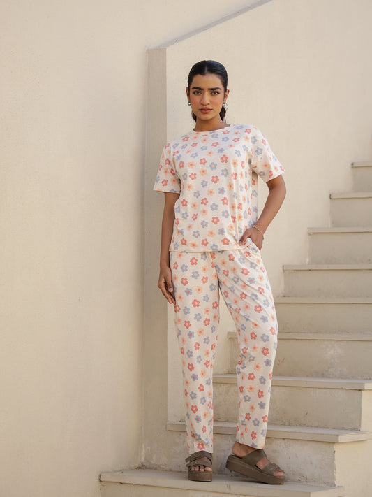 Cream Cotton Short Sleeves Floral T-shirt & Pyjamas