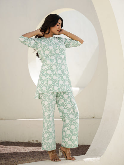 Green Cotton Three-Quarter Sleeves Floral Kurta & Palazzo