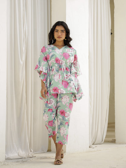 Green Cotton Three-Quarter Floral Kaftan Set