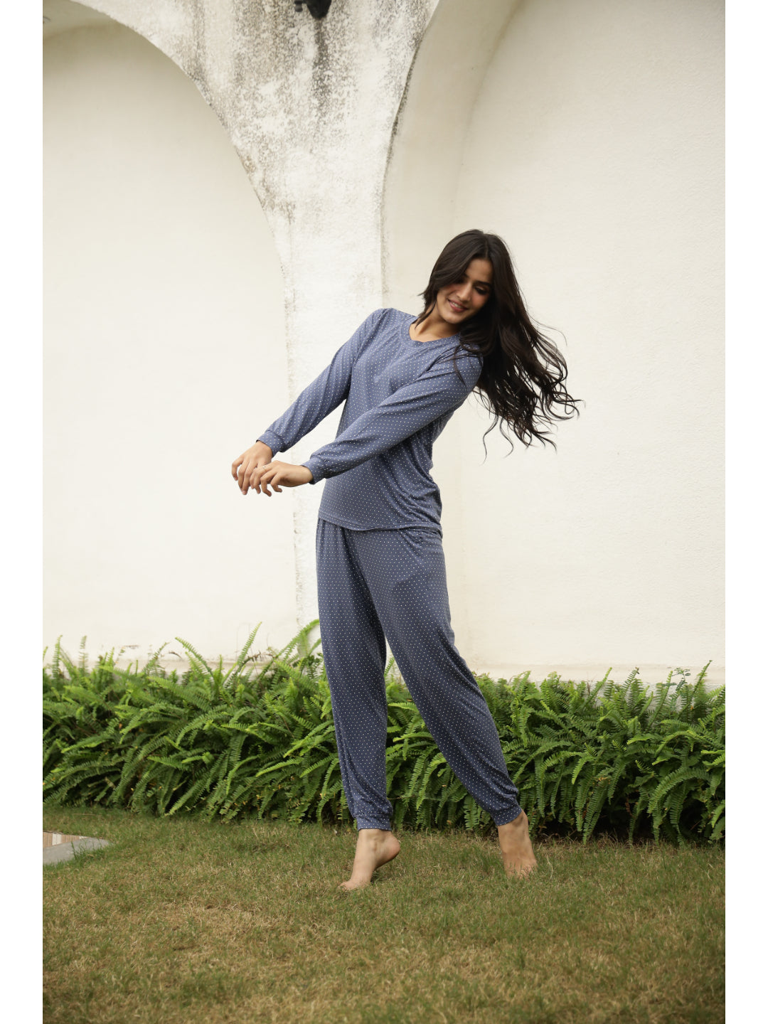 Blue Polka Dots Full Sleeves T-shirt & Pyjamas