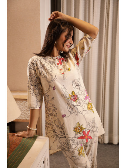 Multi Floral Three-Quarter Sleeves Kurta & Palazzo