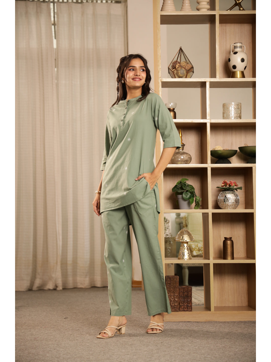 Green Floral Three-Quarter Sleeves Kurta & Palazzo