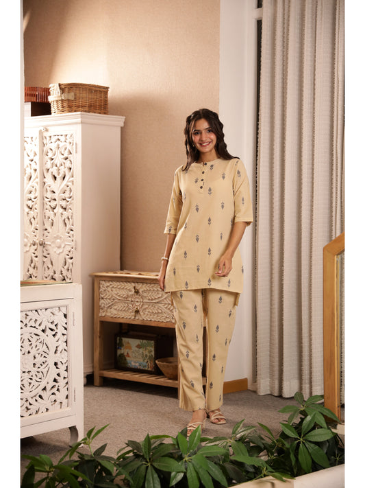 Beige Floral Three-Quarter Sleeves Kurta & Palazzo