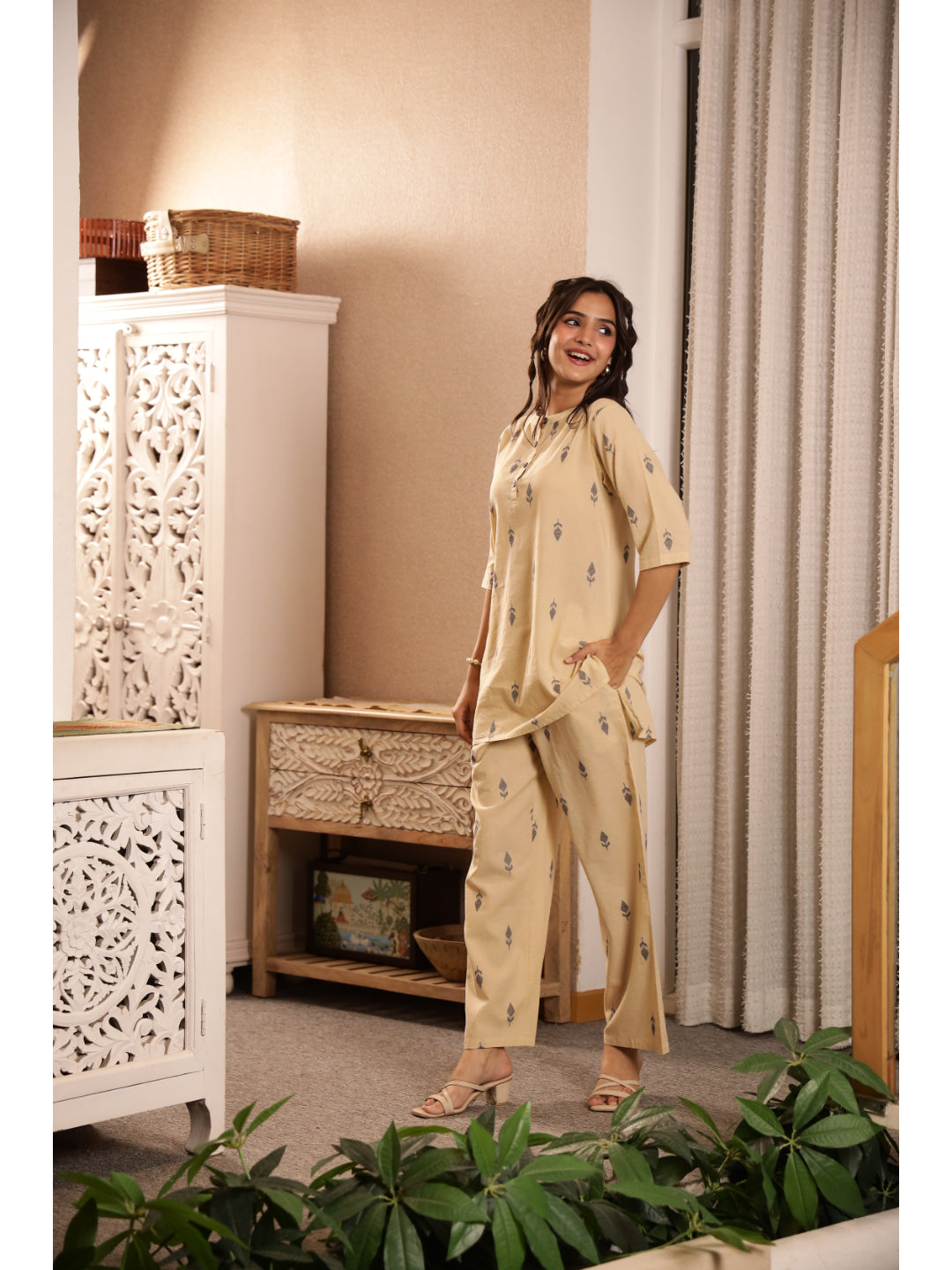 Beige Floral Three-Quarter Sleeves Kurta & Palazzo