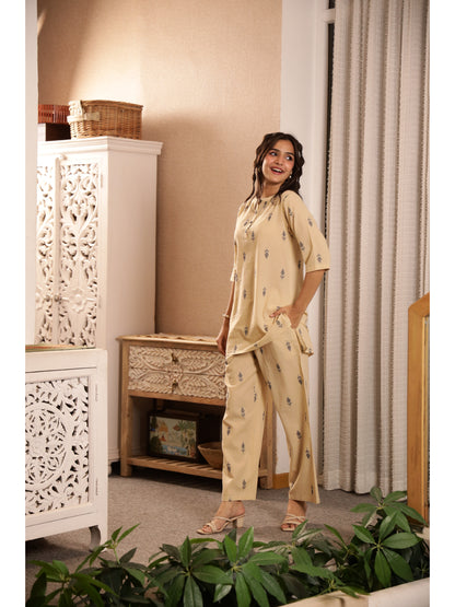 Beige Floral Three-Quarter Sleeves Kurta & Palazzo