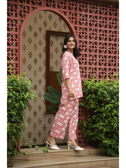 Coral Floral Three-Quarter Sleeves Kurta & Palazzo