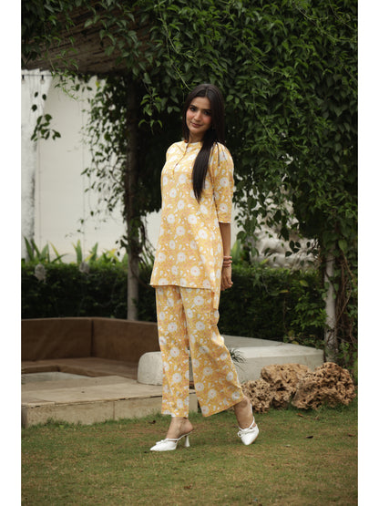 Yellow Floral Three-Quarter Sleeves Kurta & Palazzo