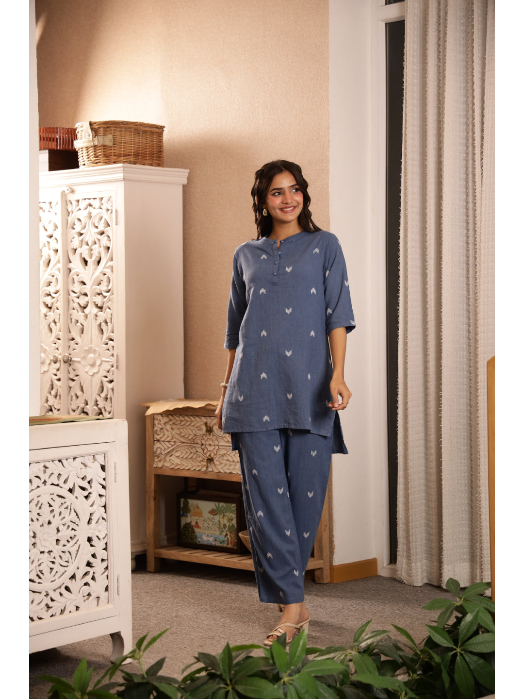 Blue Ethnic Motifs Three-Quarter Sleeves Kurta & Palazzo