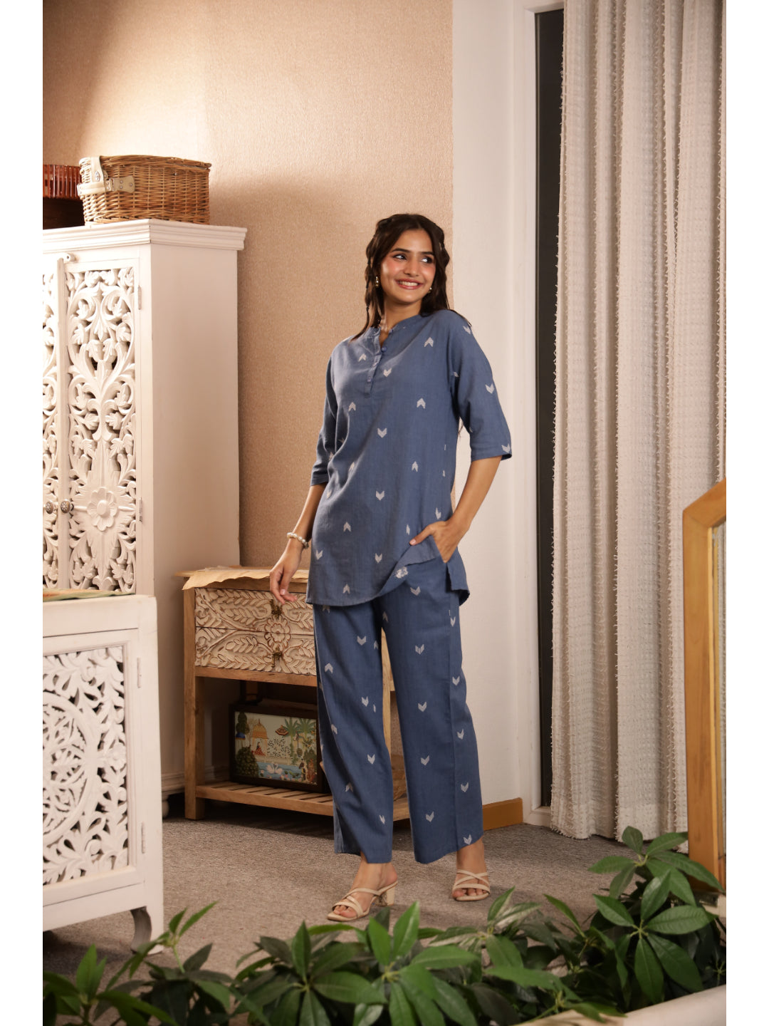 Blue Ethnic Motifs Three-Quarter Sleeves Kurta & Palazzo