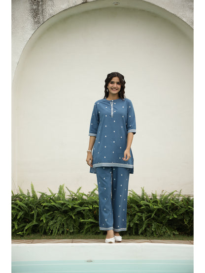 Blue Ethnic Motifs Three-Quarter Sleeves Kurta & Palazzo