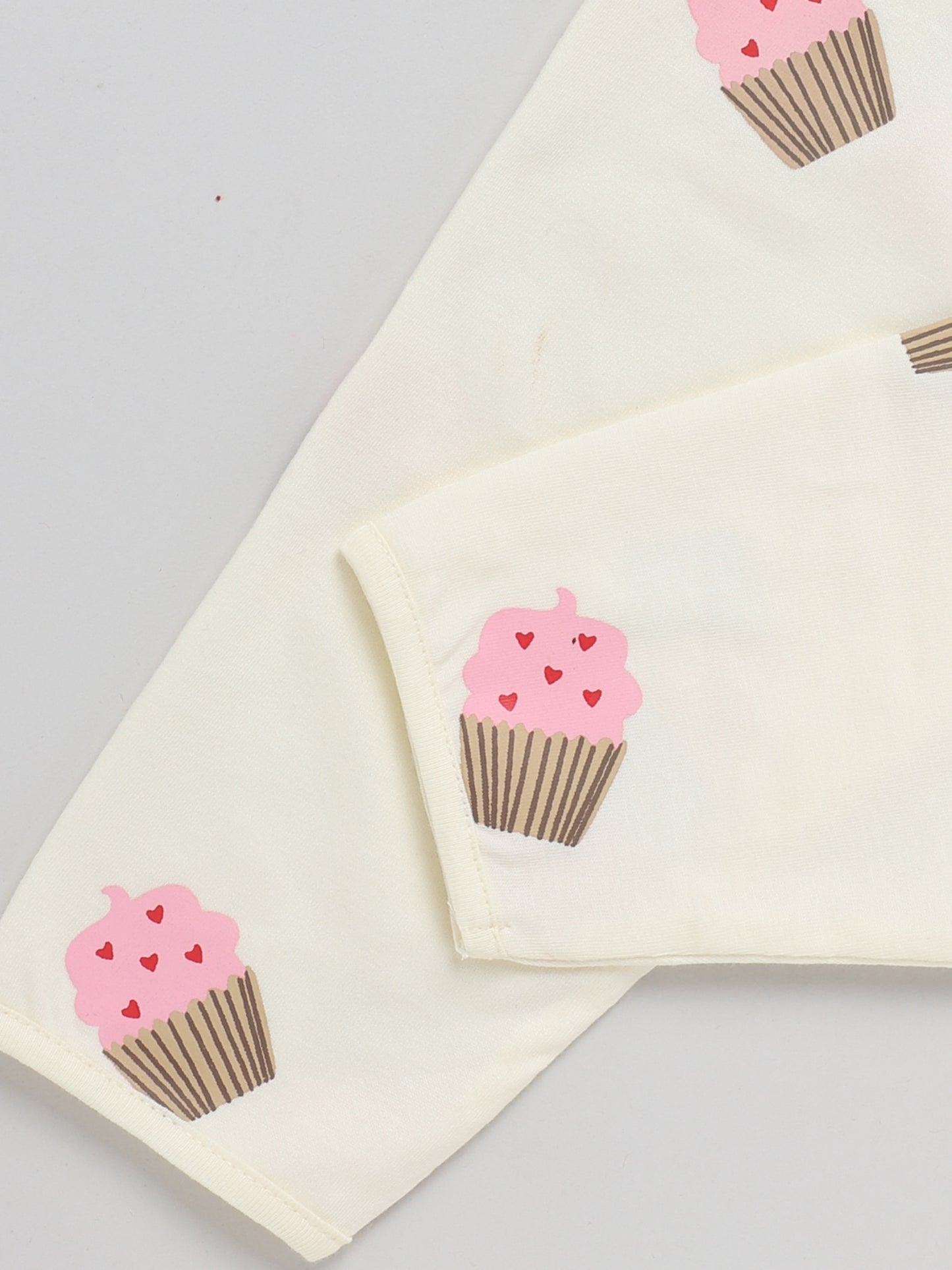 Cupcake Print Cream Full Sleeve Nightwear Set