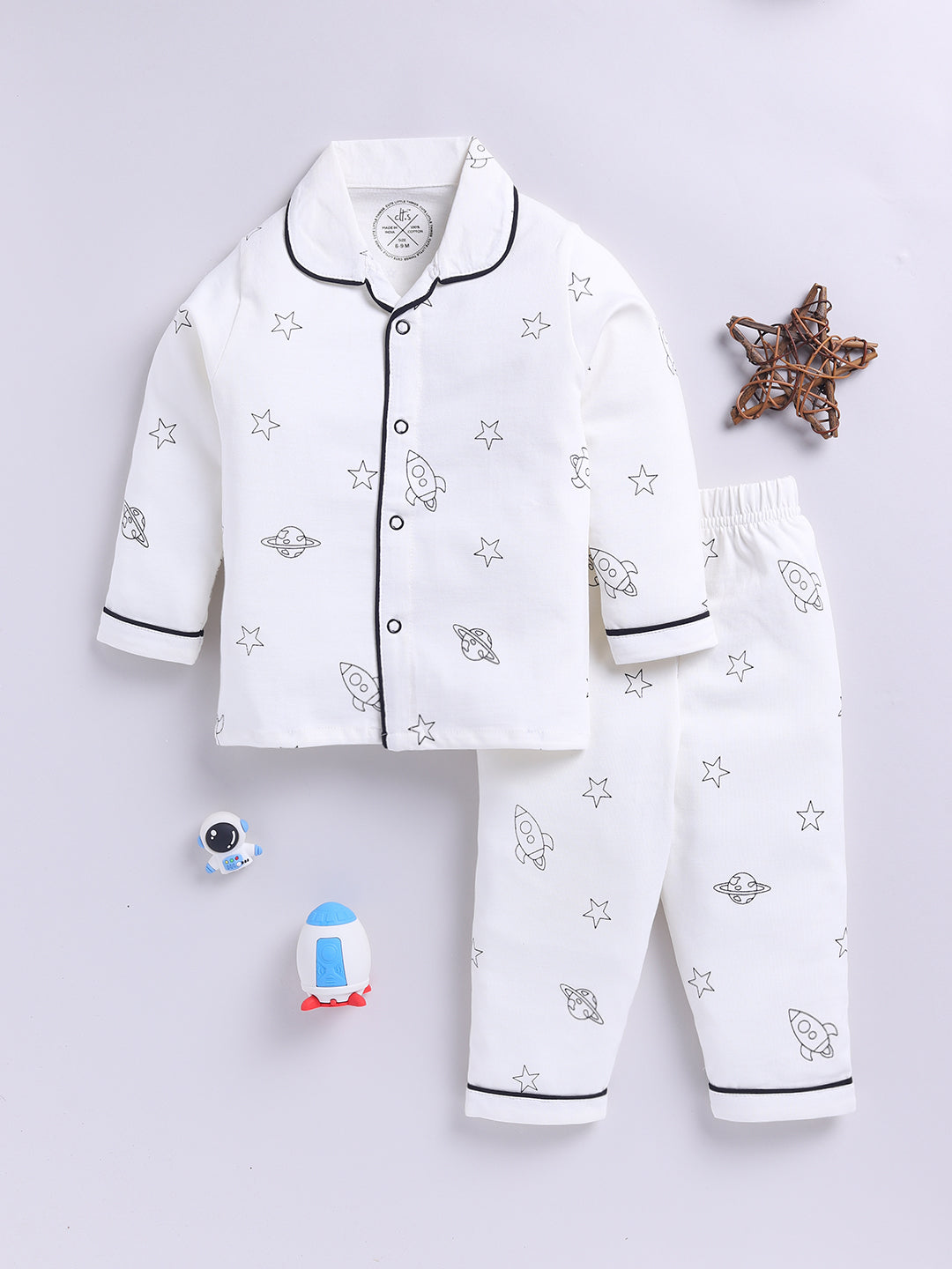 Off-white Cotton Knitted Typography Full Sleeve Night Suit