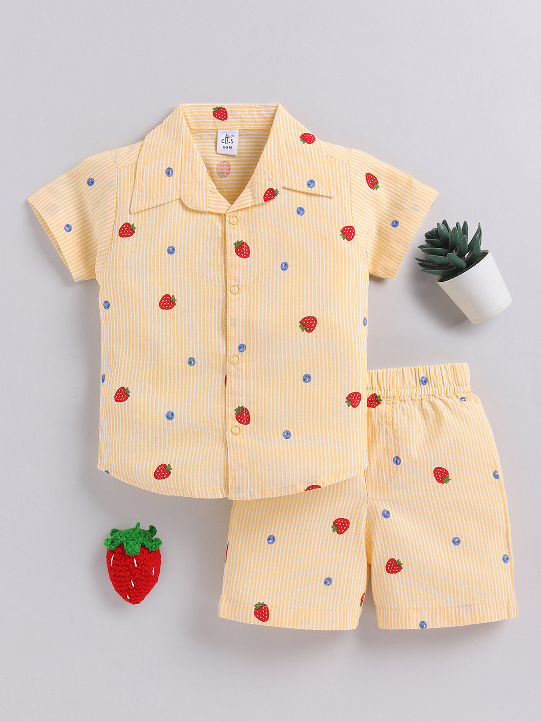"Strawberries" Yellow Cotton Short Sleeves Night Suit