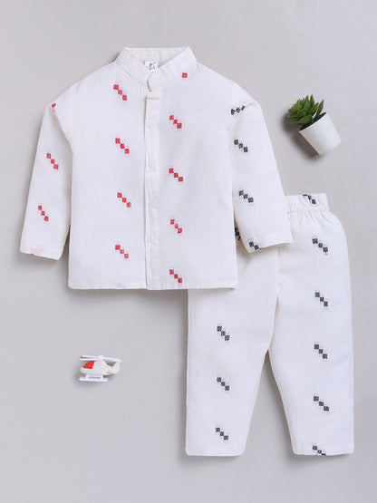 Off White Graphic Cotton Full Sleeves Night Suit