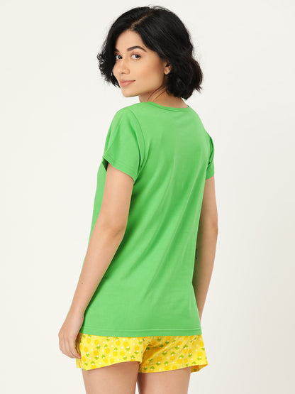 C1056 Women T-shirt & Shorts - Clt.s
