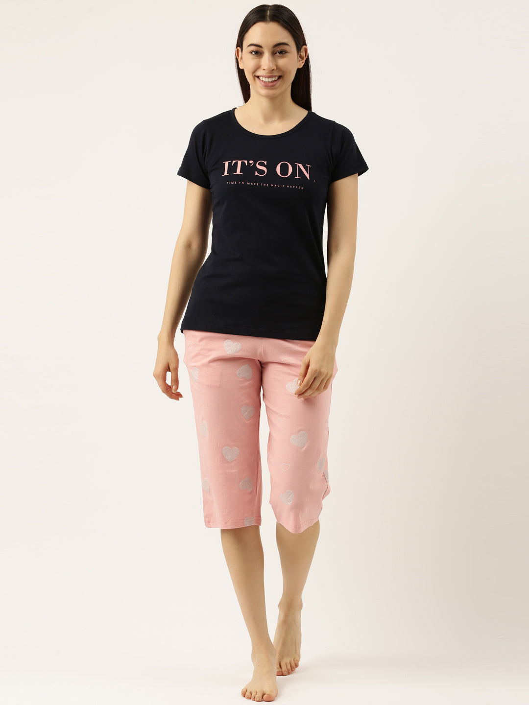C1121 Women T-shirt & Capri - Clt.s