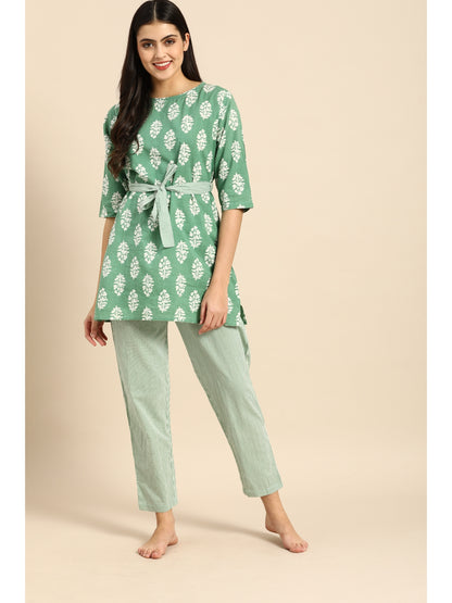 Green Kurta & Pyjama Set