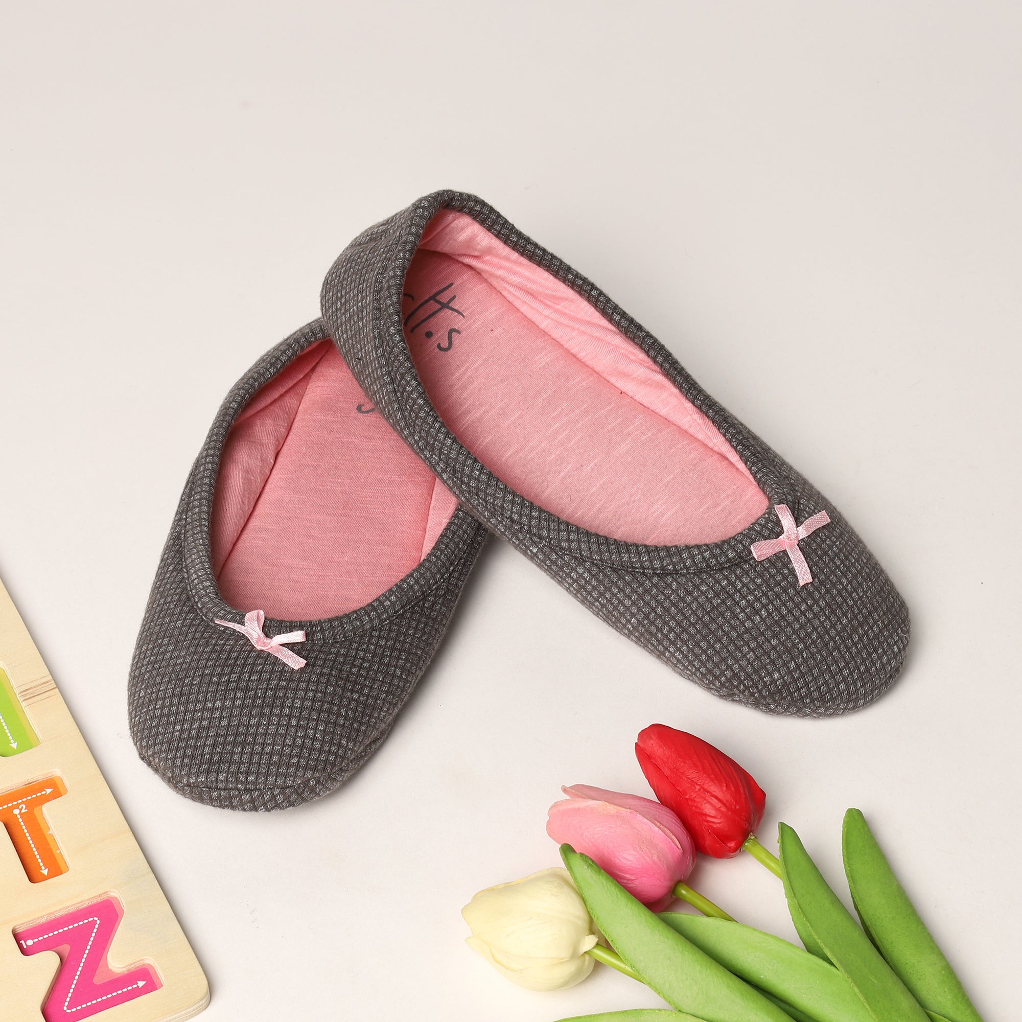 Pink discount bedroom shoes